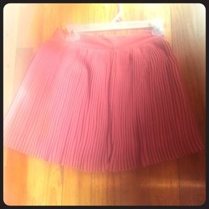 Dusty pink pleated skirt